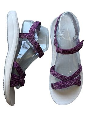 Columbia Women's Wave Train Sport Sandals In Dark Raspberry & White Size 10 GUC